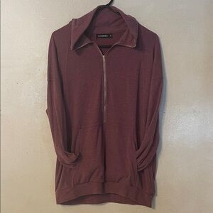 ⚡️2/$30 Ranphee 1/2 Zip Maroon Sweater with Pocket